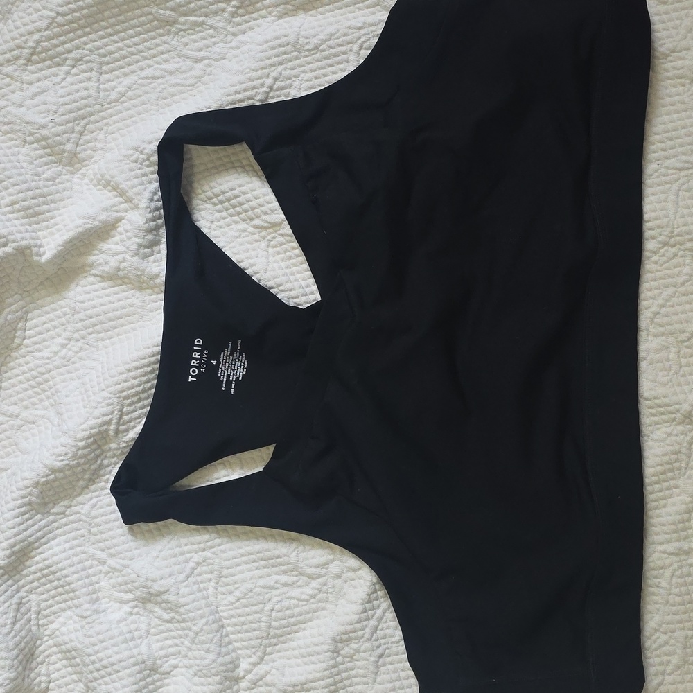 Torrid Low-Impact Wireless Longline Active Sports Bra Size 4